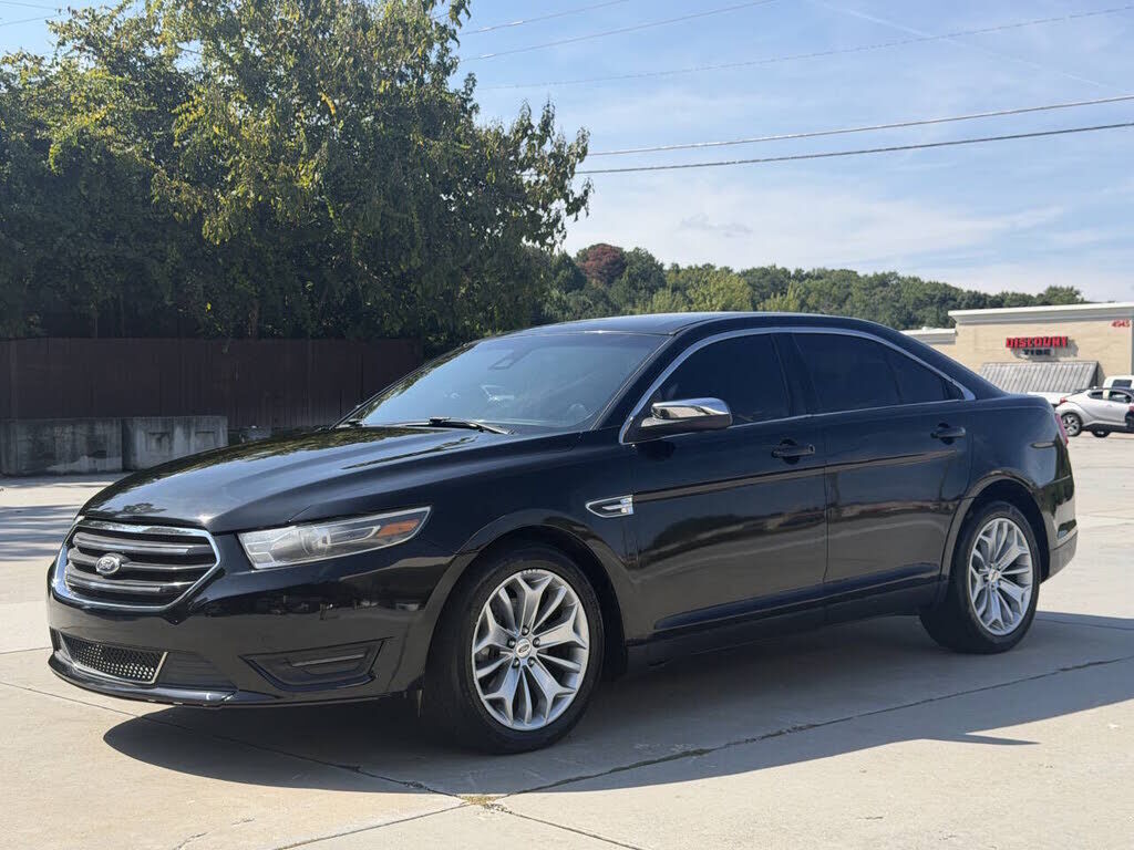 2019 FORD Taurus
