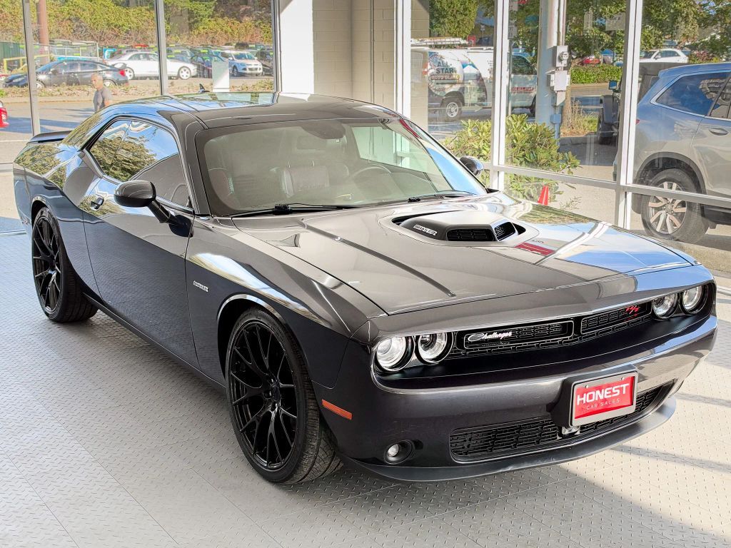 2016 DODGE Challenger