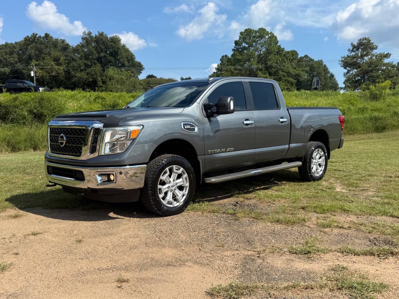 2017 NISSAN Titan