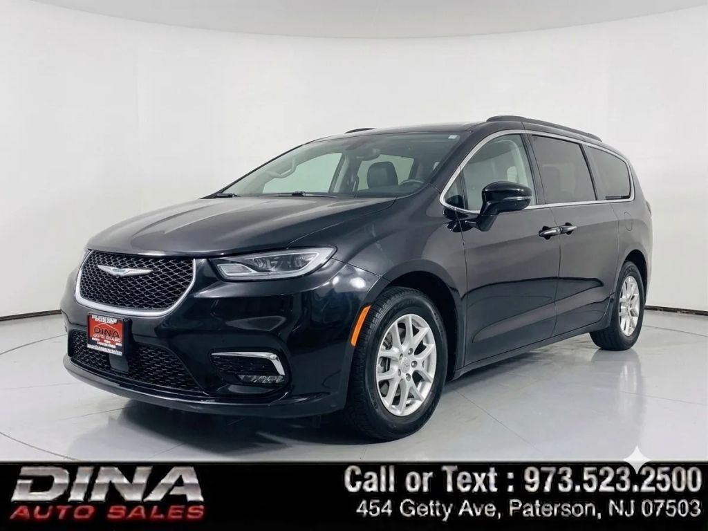 2022 CHRYSLER Pacifica