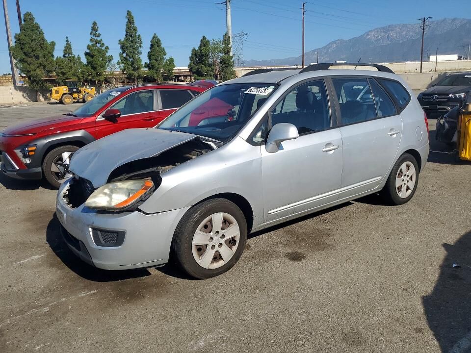 2009 KIA Rondo