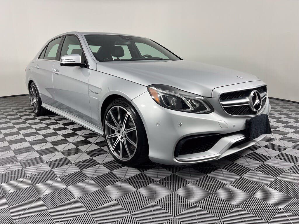 2014 MERCEDES-BENZ E-Class