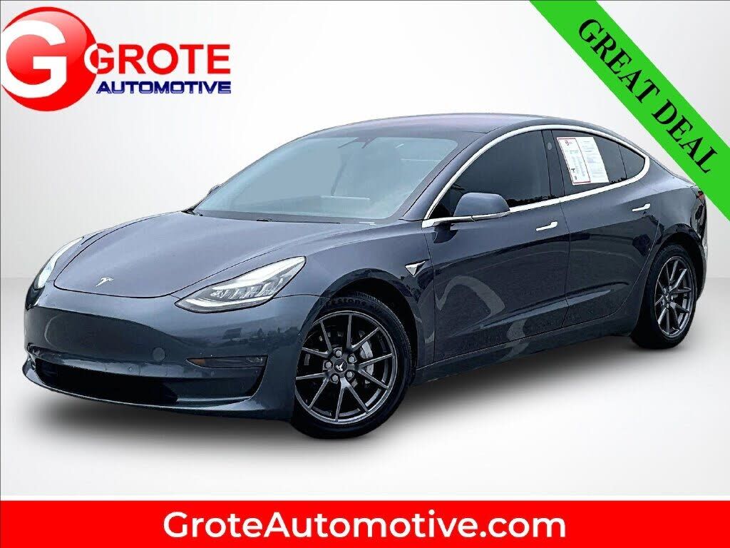 2018 TESLA Model 3