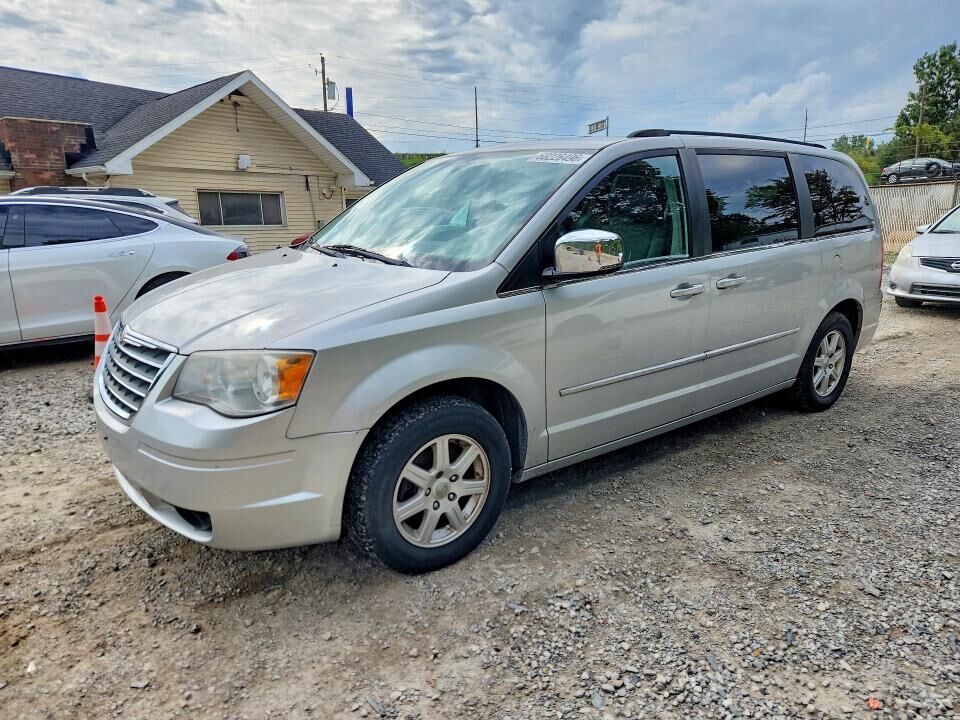 2010 CHRYSLER Town and Country