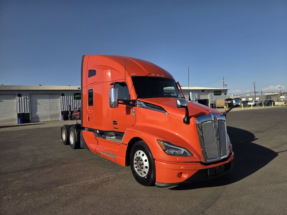 2023 KENWORTH T680