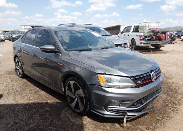 2016 VOLKSWAGEN Jetta