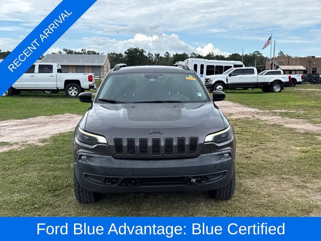 2022 JEEP Cherokee