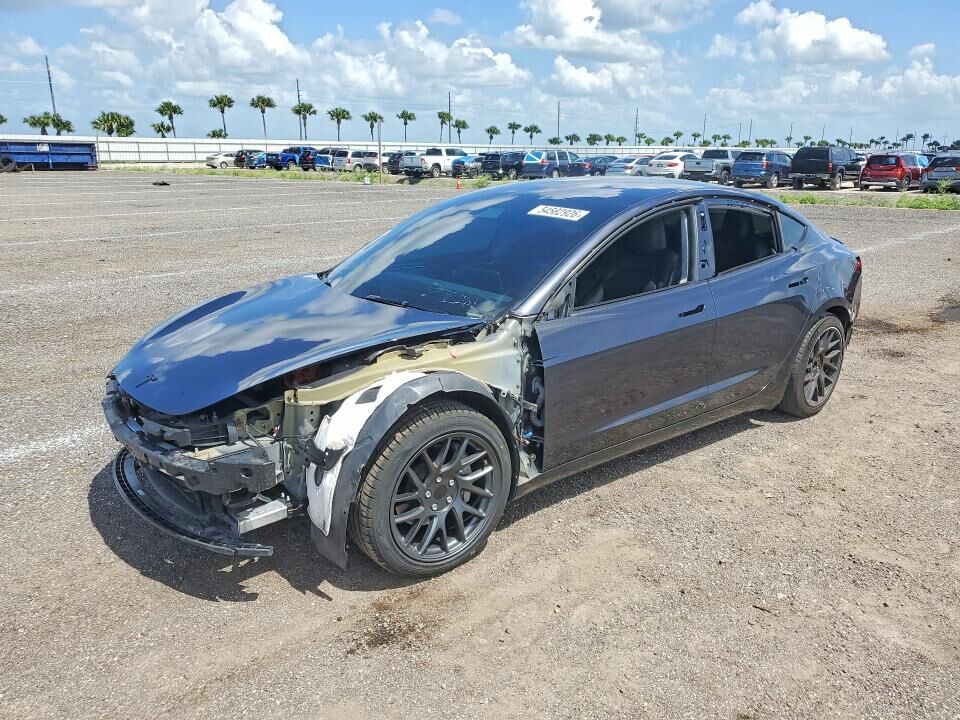 2024 TESLA Model 3