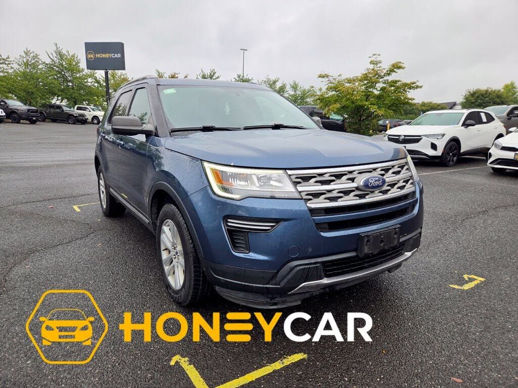 2018 FORD Explorer