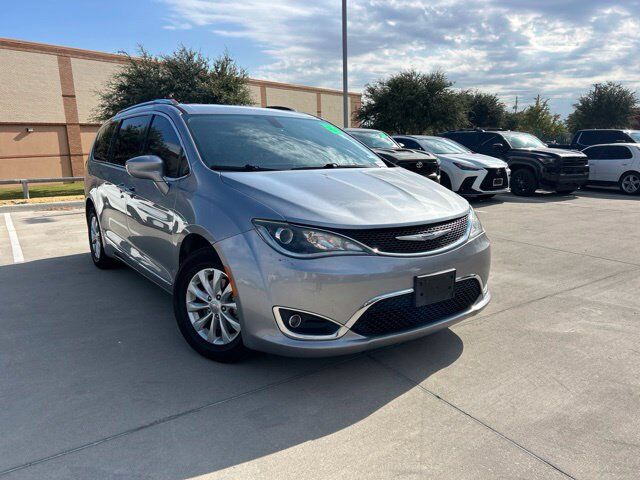 2019 CHRYSLER Pacifica