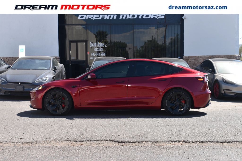 2024 TESLA Model 3