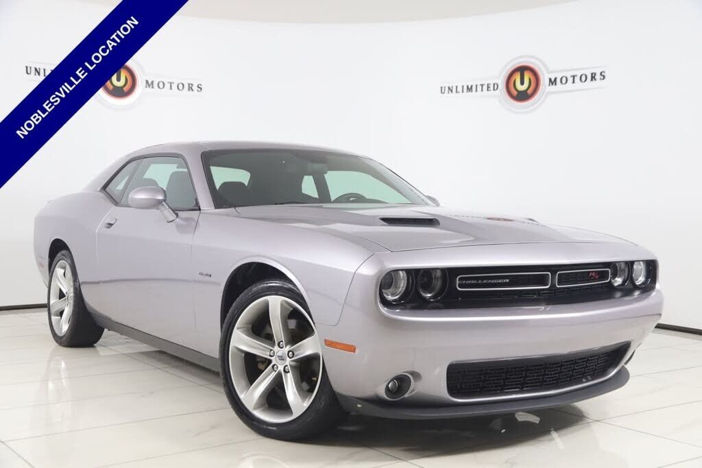 2017 DODGE Challenger