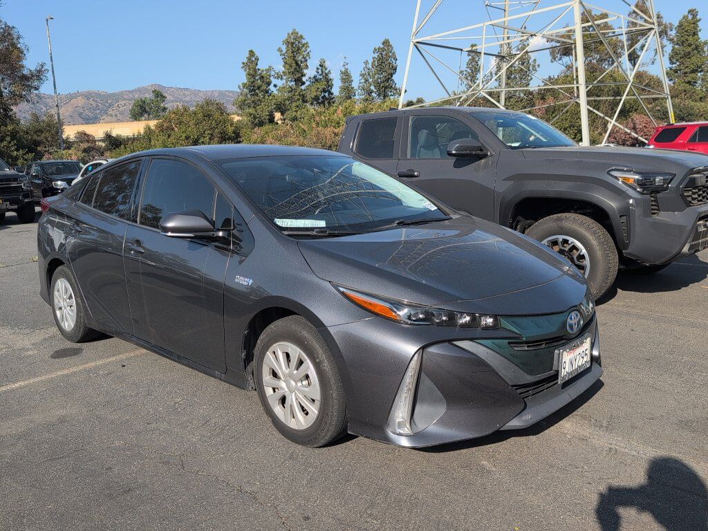 2019 TOYOTA Prius