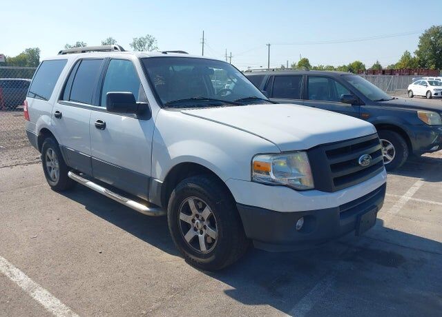 2013 FORD Expedition
