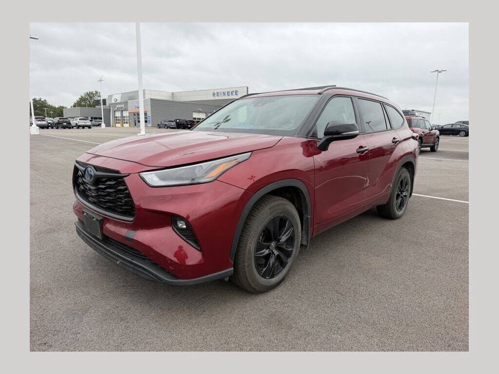 2024 TOYOTA Highlander