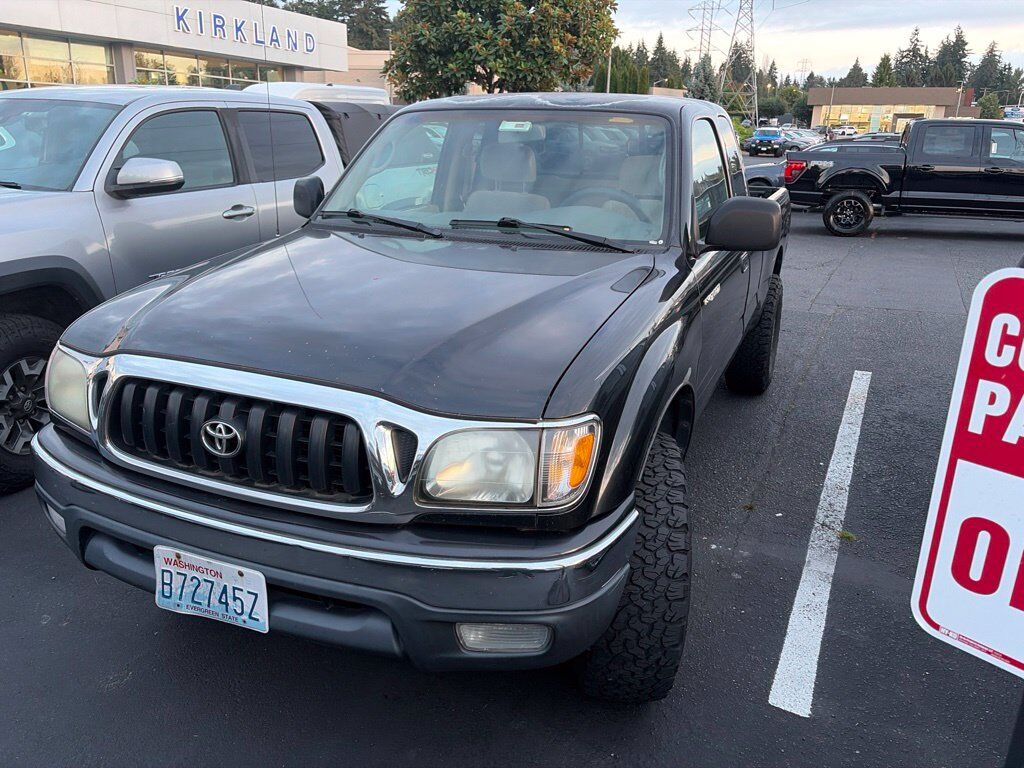 2004 TOYOTA Tacoma