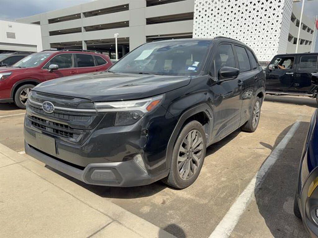 2025 SUBARU Forester