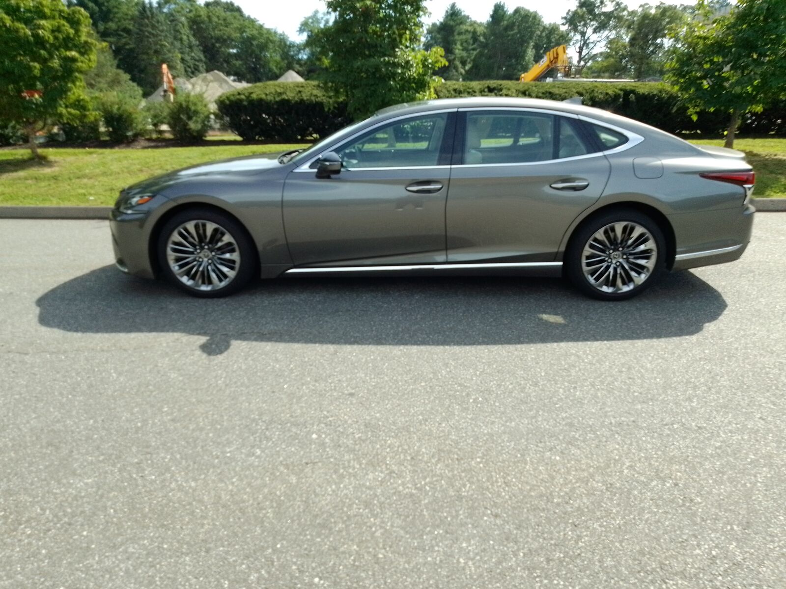 2020 LEXUS LS