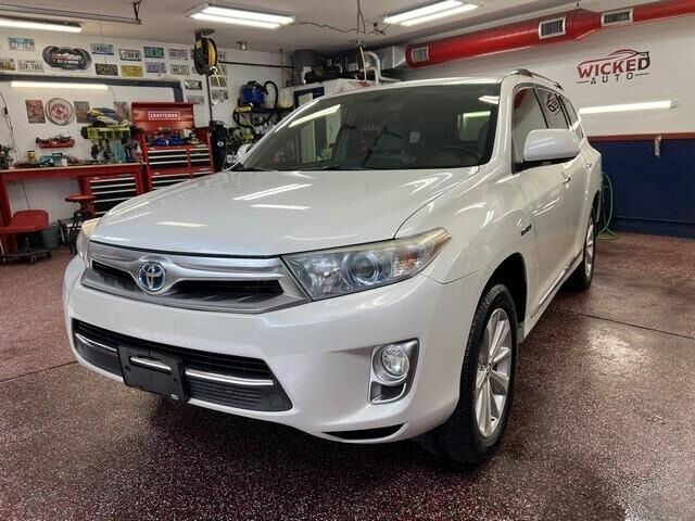 2013 TOYOTA Highlander