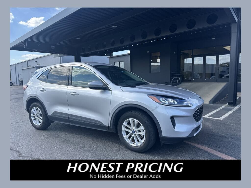 2020 FORD Escape