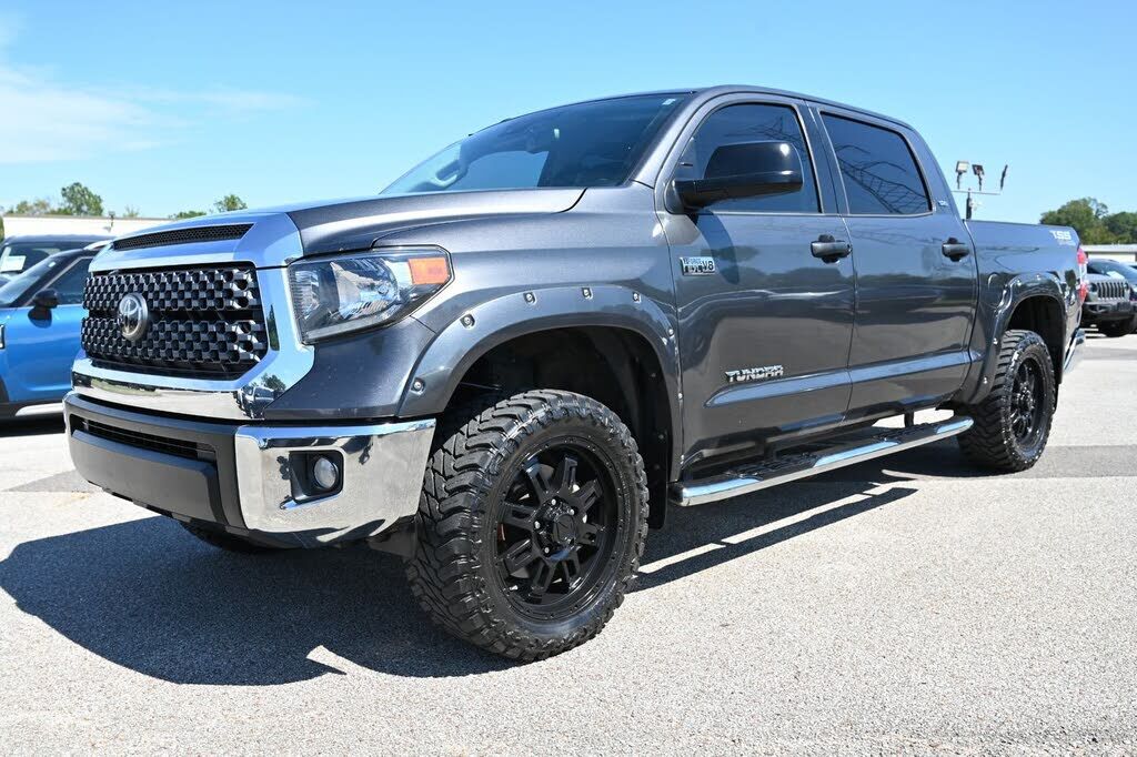 2018 TOYOTA Tundra