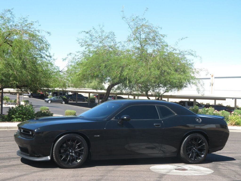 2019 DODGE Challenger
