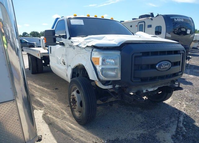 2011 FORD F-550