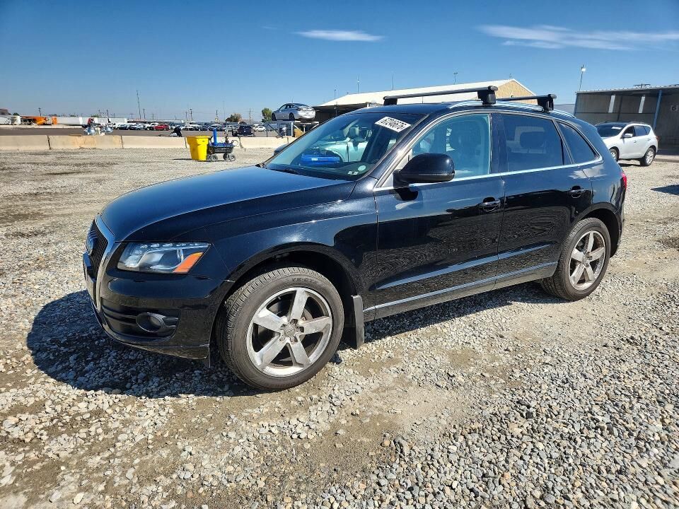 2010 AUDI Q5
