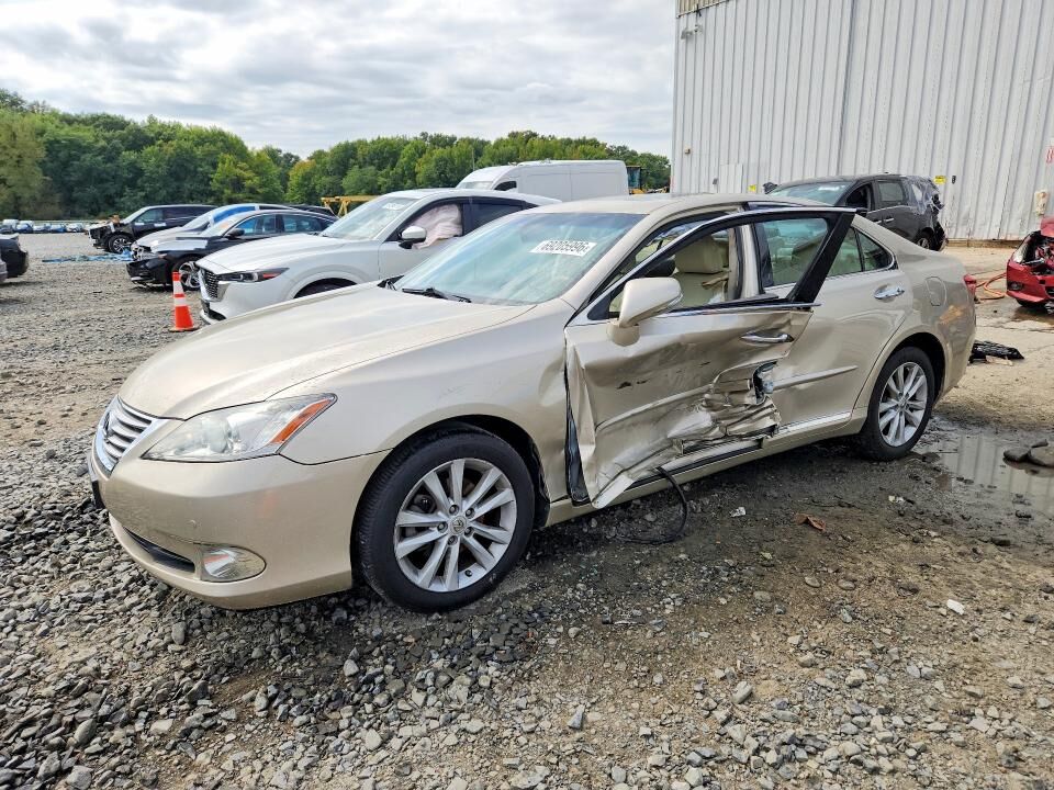 2011 LEXUS ES