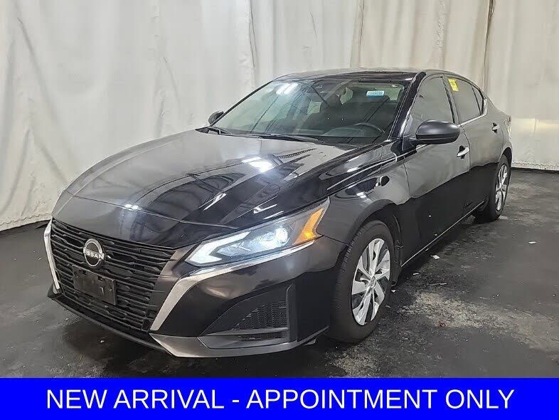 2024 NISSAN Altima