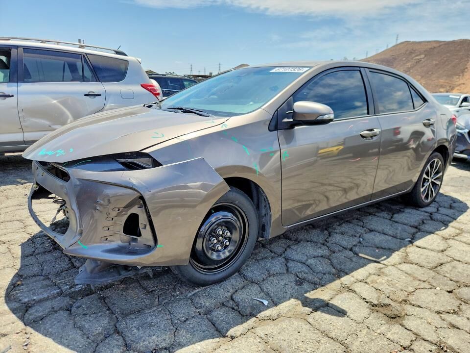 2017 TOYOTA Corolla