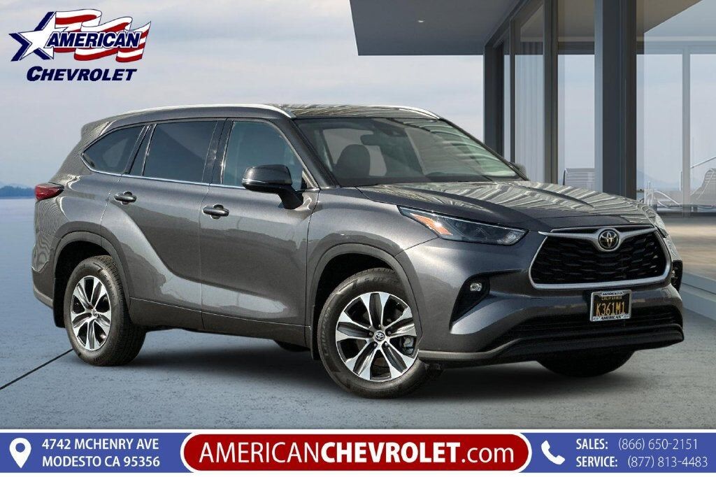2022 TOYOTA Highlander