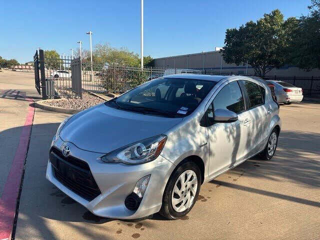 2015 TOYOTA Prius
