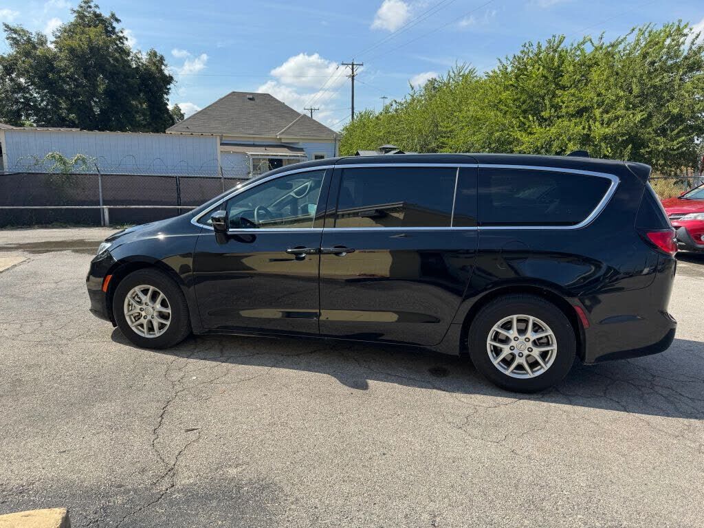 2025 CHRYSLER Pacifica