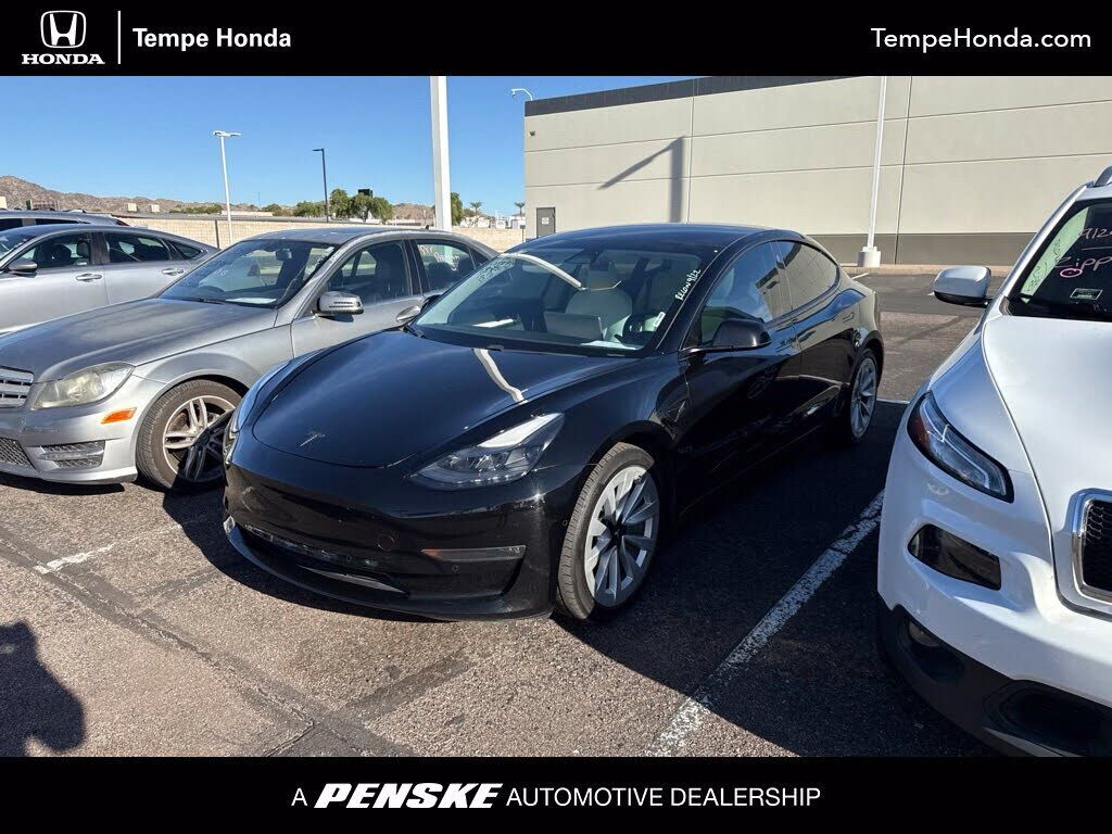 2021 TESLA Model 3