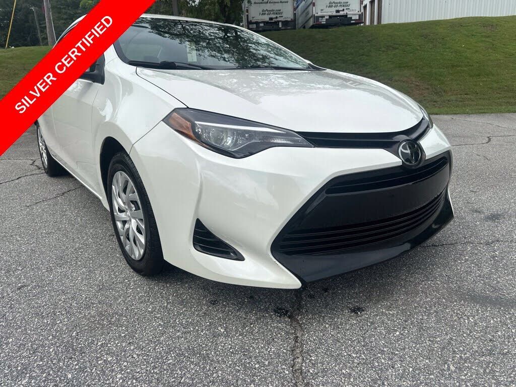2019 TOYOTA Corolla