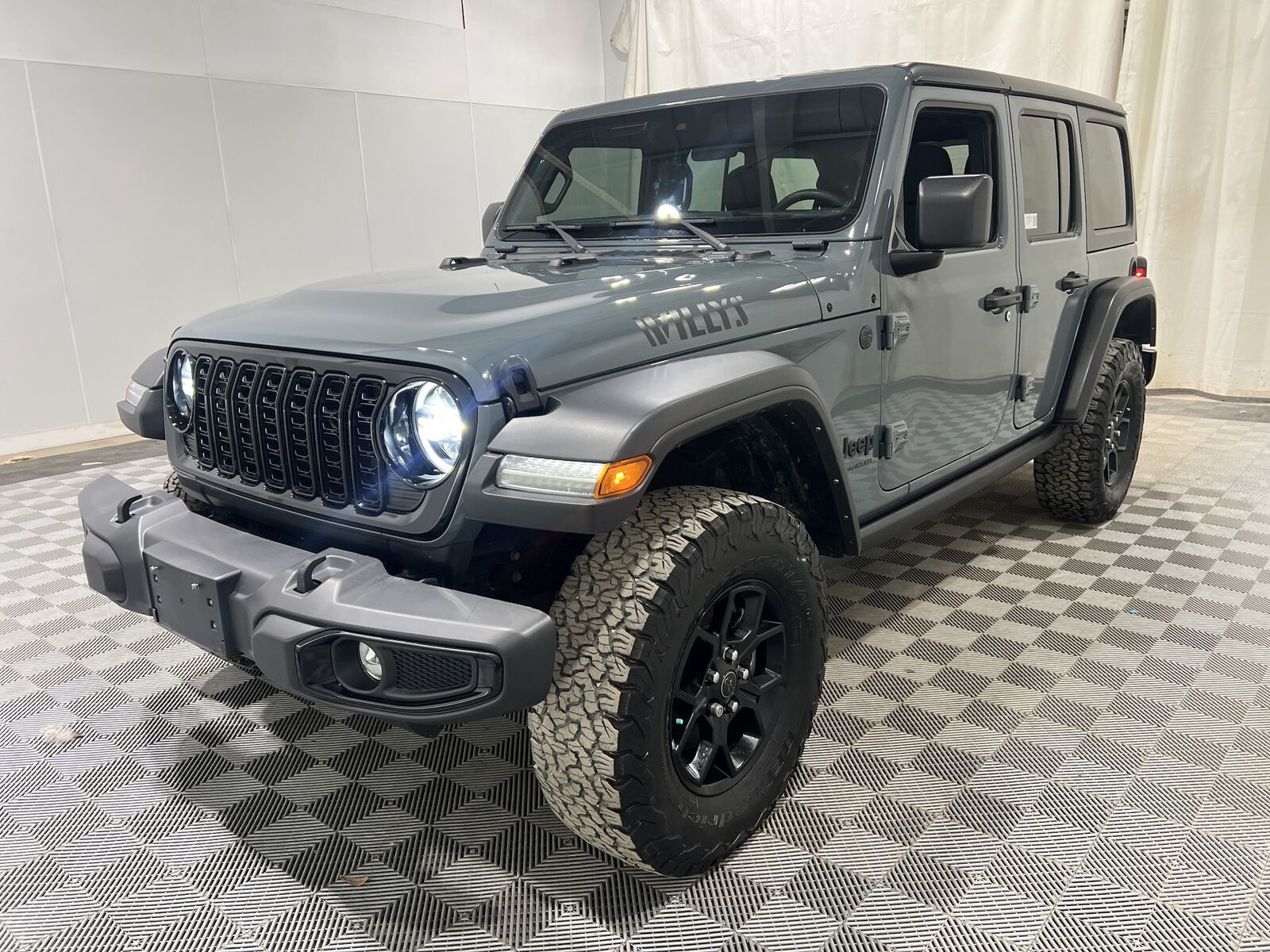 2024 JEEP Wrangler
