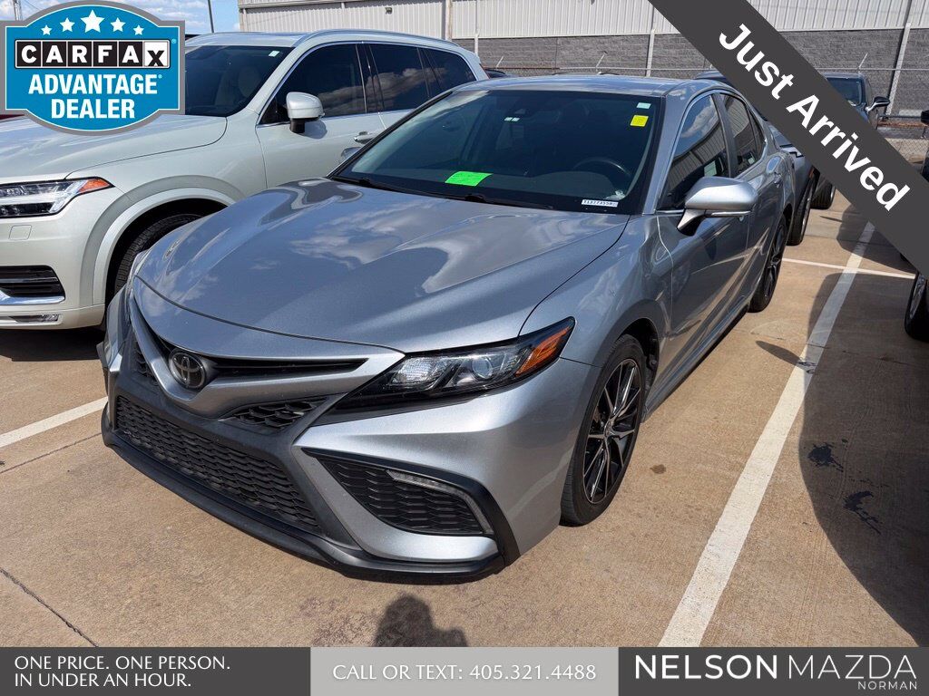 2022 TOYOTA Camry
