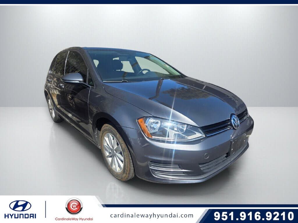 2016 VOLKSWAGEN Golf