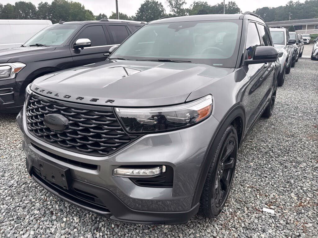 2023 FORD Explorer