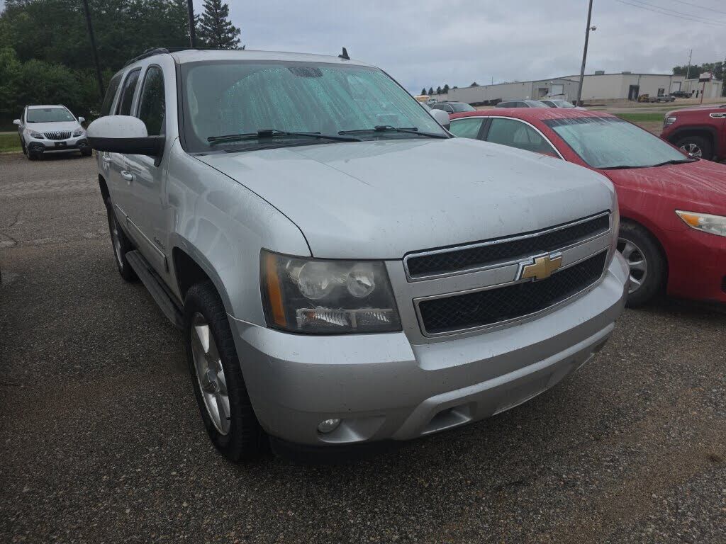 2011 CHEVROLET Tahoe