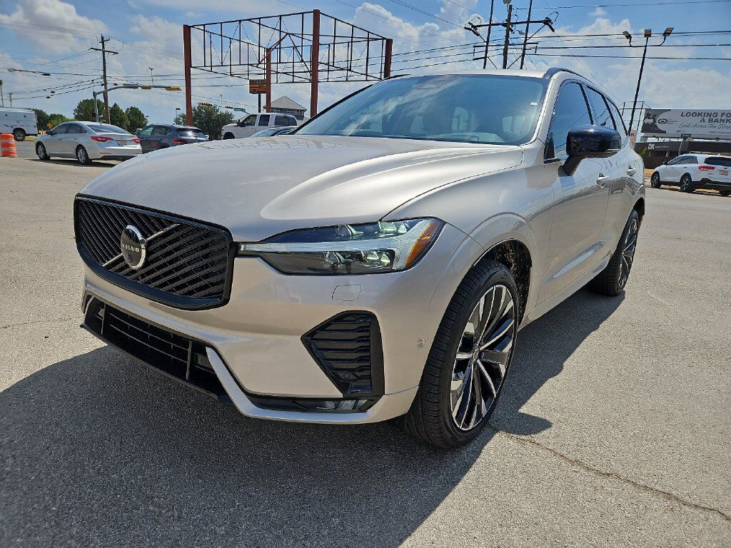 2026 VOLVO XC60