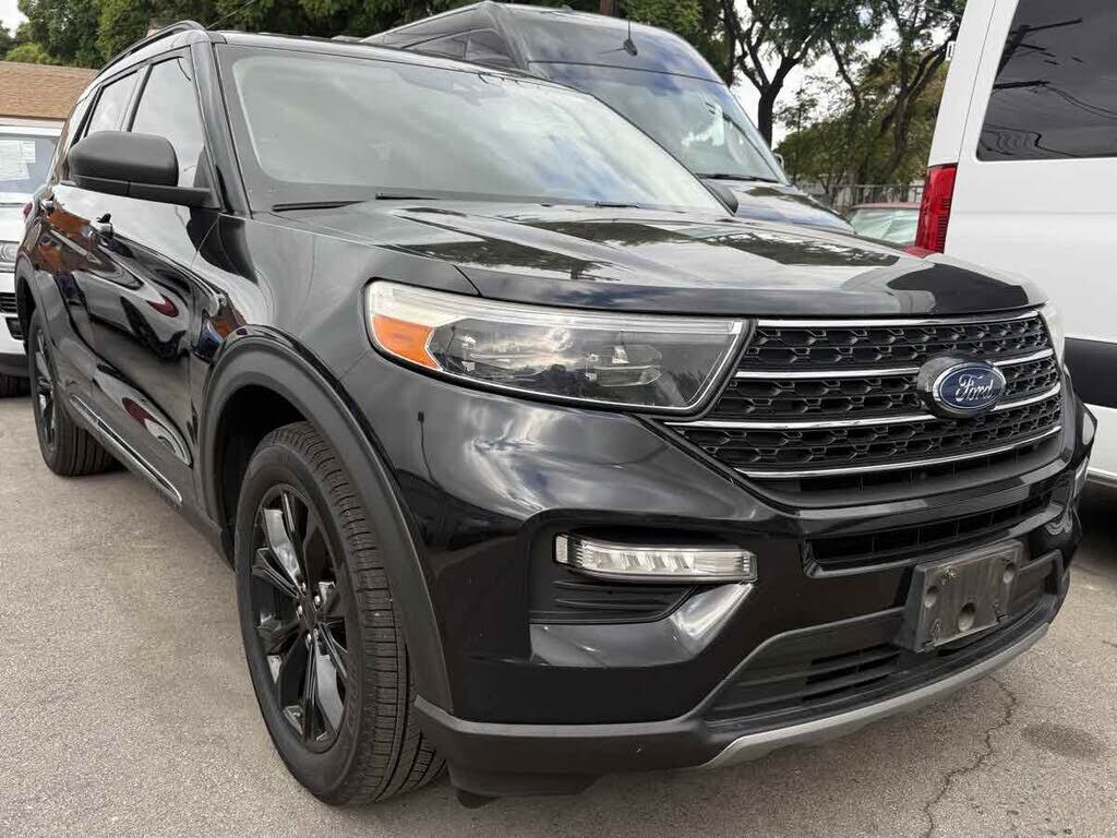 2020 FORD Explorer