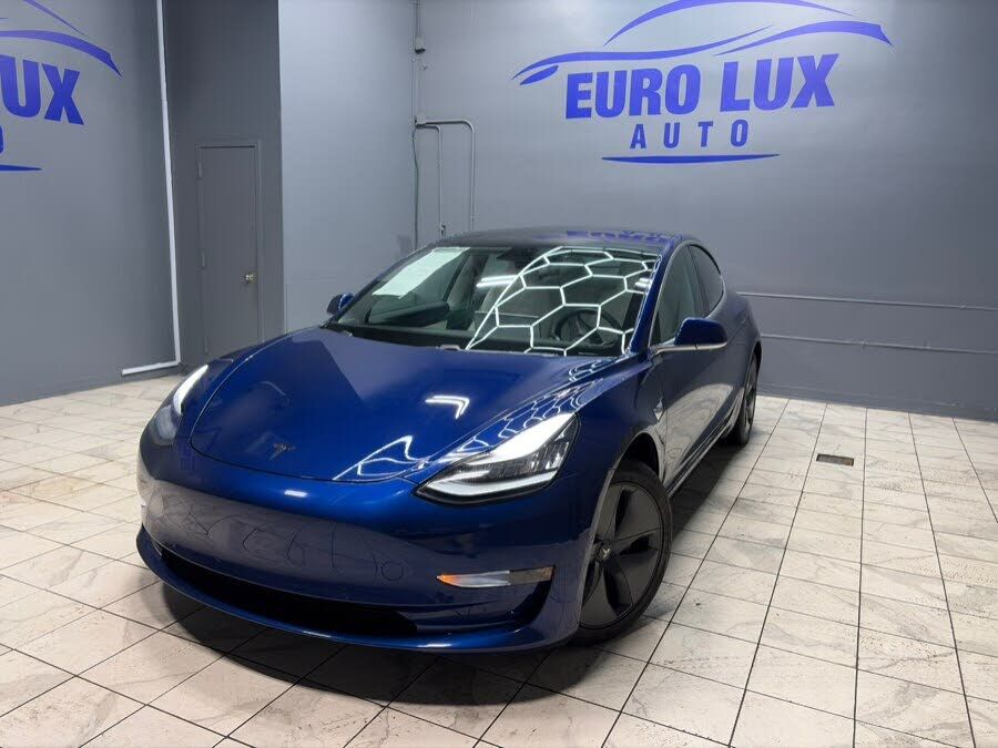 2020 TESLA Model 3