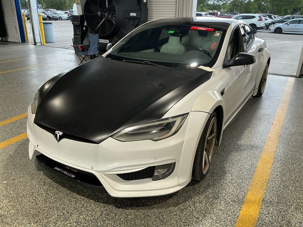 2020 TESLA Model S