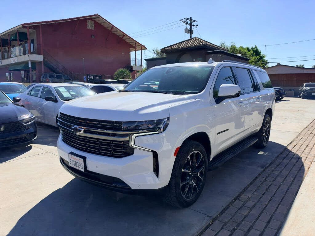 2021 CHEVROLET Suburban