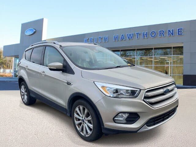 2017 FORD Escape