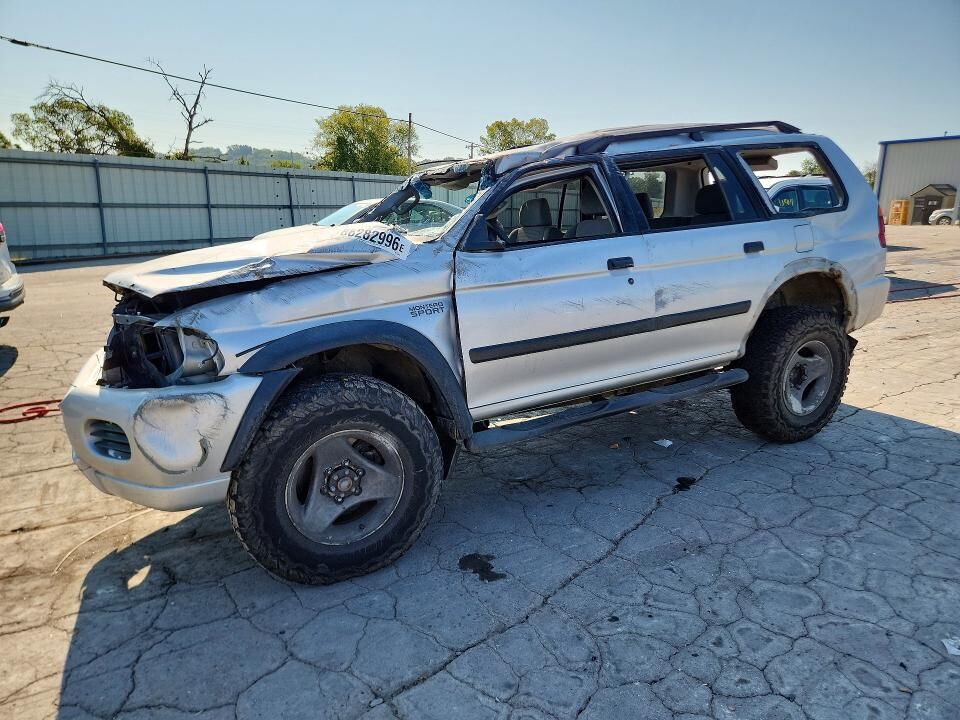 2003 MITSUBISHI Montero Sport
