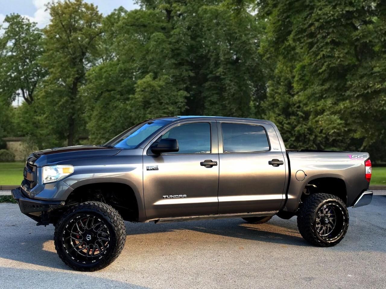 2014 TOYOTA Tundra