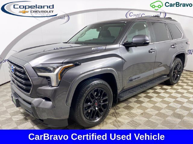 2024 TOYOTA Sequoia